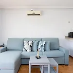 Oceanfront Tenerife South Abatros 254 Апартаменты