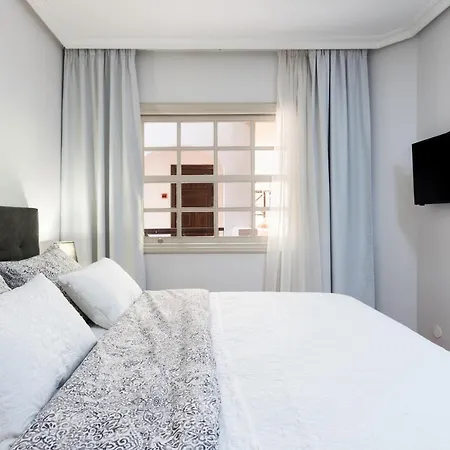 Oceanfront Tenerife South Abatros 254 *